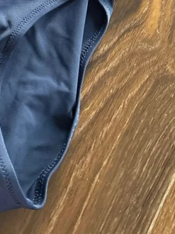 Badeanzug                            Größe                38