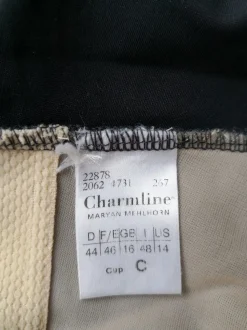 Badeanzug                            Größe                44