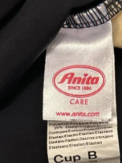 Badeanzug                            Größe                38