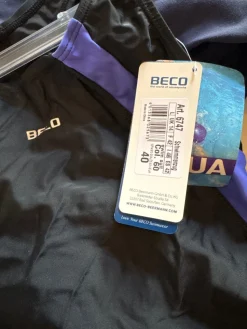 Badeanzug                            Größe                36