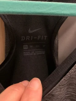 BH                            Größe                34