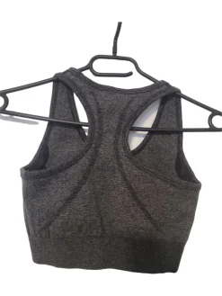 BH                            Größe                36