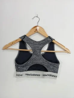 BH                            Größe                36