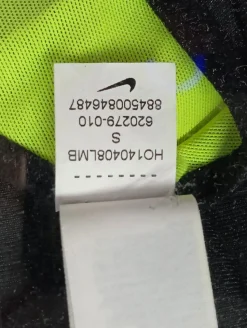 BH                            Größe                36