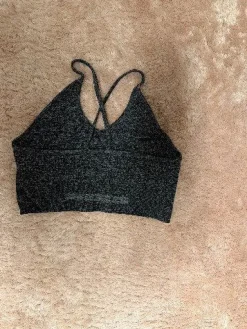 BH                            Größe                36