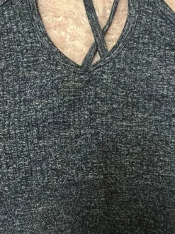 BH                            Größe                36