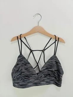 BH                            Größe                36