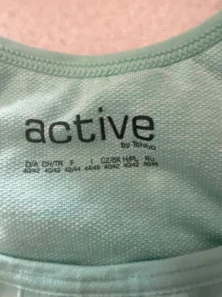 BH                            Größe                40