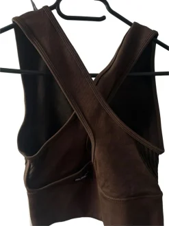 BH                            Größe                38