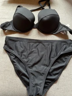 Bikini                            Größe                38