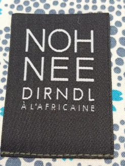 Dirndl                            Größe                46