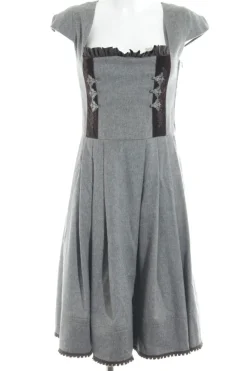 Dirndl                            Größe                36