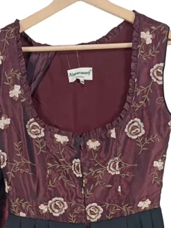 Dirndl Größe 36