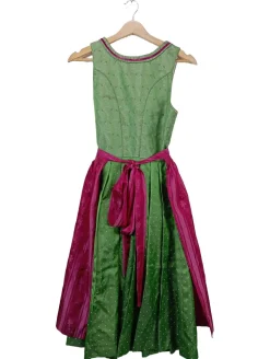 Dirndl                            Größe                38
