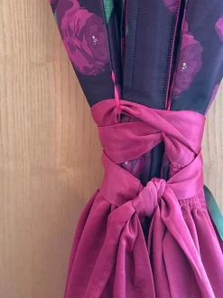 Dirndl                            Größe                38