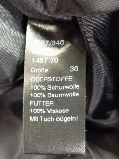 Dirndl                            Größe                36