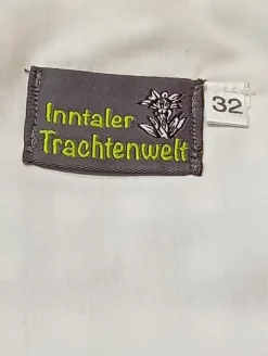 Dirndl                            Größe                32