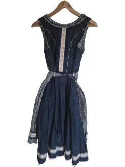 Dirndl                            Größe                36