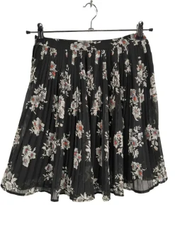 Faltenrock                            Größe                34