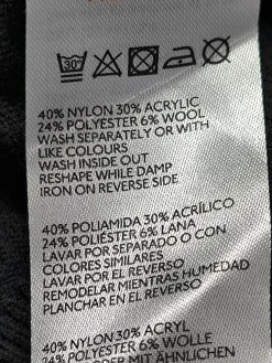 Feinstrickpullunder                            Größe                38