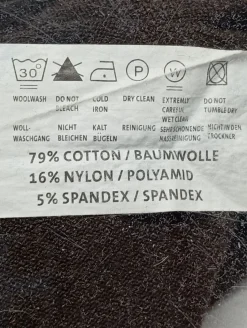 Feinstrickpullunder                            Größe                38