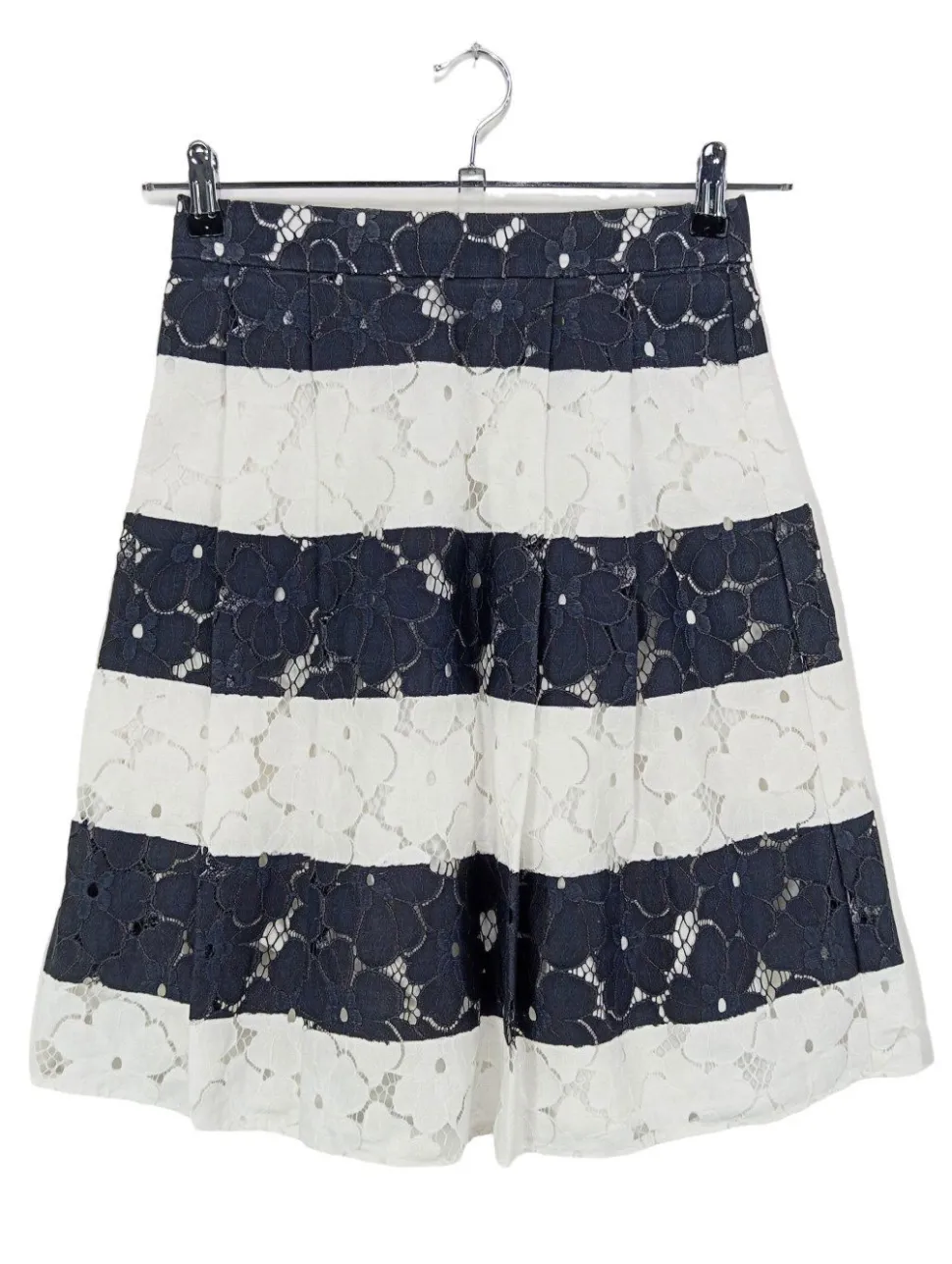 Glockenrock Größe 36