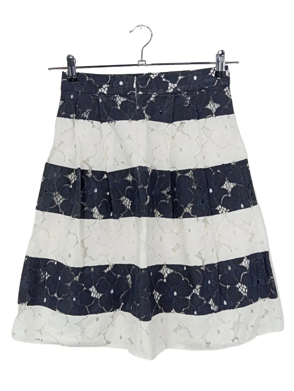 Glockenrock Größe 36