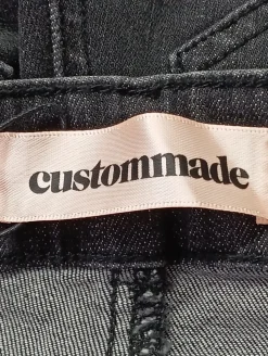 High Waist Jeans                            Größe                38