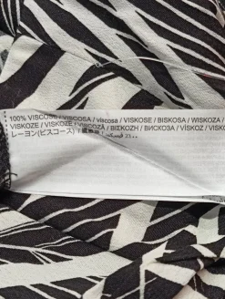 High-Waist-Shorts                            Größe                36