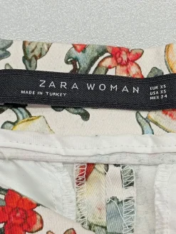 High-Waist-Shorts                            Größe                34