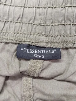 Hot Pants                            Größe                36