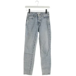 Jeans                            Größe                30