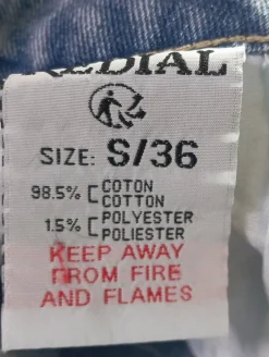 Jeansschlaghose                            Größe                36