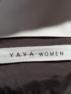 Kapuzenjacke                            Größe                36