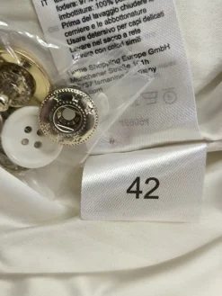 Kapuzenjacke Größe 42