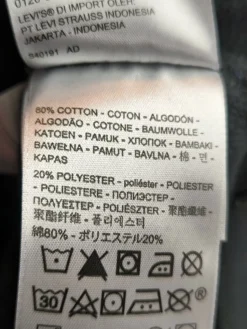 Kapuzensweatshirt                            Größe                36