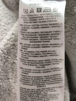 Kapuzensweatshirt Größe 38