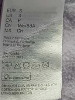 Kapuzensweatshirt                            Größe                36