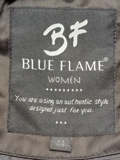 Kapuzenweste                            Größe                44