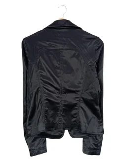 Klassischer Blazer                            Größe                38