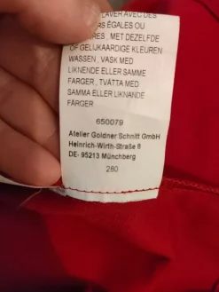 Kostüm                            Größe                48