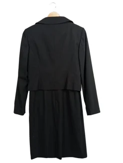 Kostüm                            Größe                34