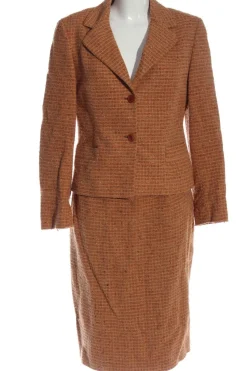 Kostüm                            Größe                40