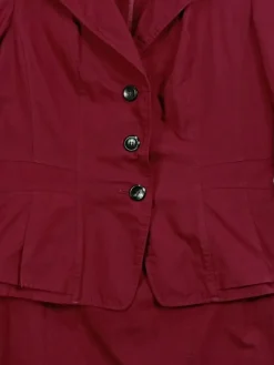 Kostüm                            Größe                36