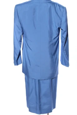 Kostüm                            Größe                40