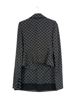 Kostüm                            Größe                40