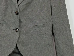 Kostüm                            Größe                38