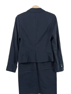 Kostüm                            Größe                32