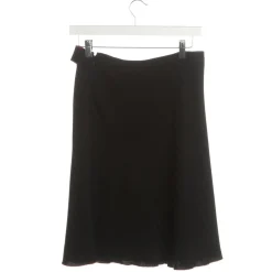 Kostüm                            Größe                36