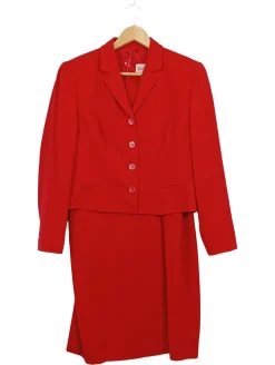 Kostüm                            Größe                40